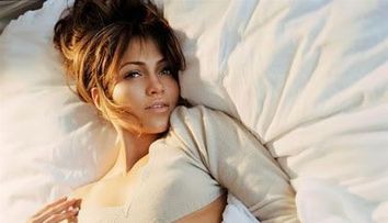 Jennifer Lopez, in forma cu 1400 de calorii zilnic. Uite cat de bine arata acum