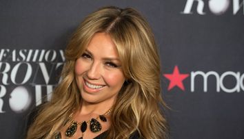 Thalia, în costum de baie la 47 de ani. Cum arată corpul vedetei care cucerea lumea cu rolul din Marimar
