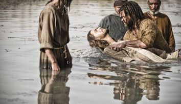 11 filme pe care trebuie sa le vezi de Paste: de la Iisus din Nazaret la Patimile lui Hristos
