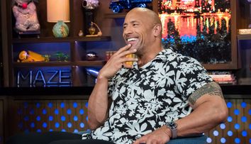 Cel mai bine plătite vedete ale anului 2018 au fost dezvăluite. Dwayne Johnson și Kylie Jenner, printre favoriți