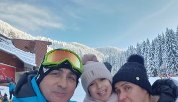 Violeta și Marcel Pavel sunt împreună de 28 de ani. Aspecte interesante din viața de familie
