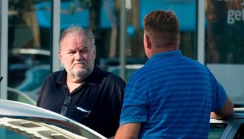 Tatăl lui Meghan Markle ar fi mințit în legătură cu operația pe cord deschis. Care e motivul
