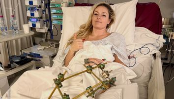 VIDEO. După trei operații, Lindsey Vonn spune că mai are nevoie de cel puţin încă două intervenții la piciorul fracturat: 