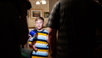 INTERVIU EXCLUSIV! Cel mai tânăr actor din „Scara B” are doar 8 ani! Vlad Mancu, declarații savuroase despre experiența de pe platourile de filmare