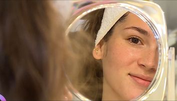 Diana Pascu, cosmetician, ne spune etapele prin care ne curățăm pielea, dar și ce NU avem voie să facem după acestea