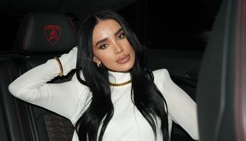 Adelina Pestrițu a trecut prin momente de groază în timpul vacanței. Influencerița, cuprinsă de teamă într-un celebru parc de distracții: „Am zis că mor și alta nu”
