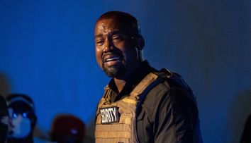 Kanye West, declarații șocante: ”Încerc să divorțez de Kim Kardashian de un an”