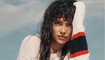 Inna, o nouă fotografie incendiară din Maldive care a strâns mii de like-uri