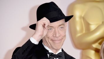 Are 61 de ani, dar a mers la antrenorul lui Dwayne The Rock Johnson si acum este de nerecunoscut. Cum arata J.K.Simmons in prezent