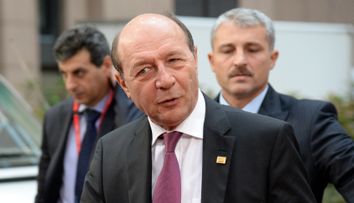 Traian Băsescu, operat la inimă într-o clinică din Paris. Cum se simte fostul președinte