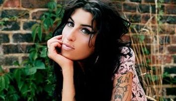 Cel mai bine vandut album al secolului in Marea Britanie: “Back to Back” - Amy Winehouse
