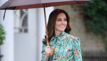 Kate Middleton a renuntat pentru cateva ore la tinutele elegante. Cum arata Ducesa de Cambridge intr-un costum sport