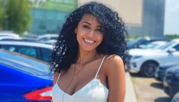 Majda Aboulumosha face nuntă? Vedeta a fost deja cerută în căsătorie: „O să mă vedeți în rochie albă”