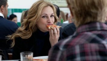 Julia Roberts s-a ingrasat zdravan in timpul filmarilor de la “Mananca, roaga-te, iubeste!”