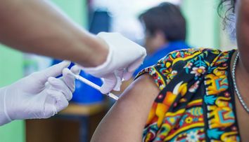 Vaccinul anti-Covid de la Pfizer nu e atât de eficient dacă ești supraponderal