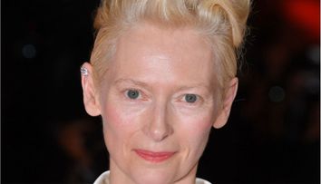 Tilda Swinton este renumită pentru look-ul său ireal. Cum arată fiica ei de 21 de ani