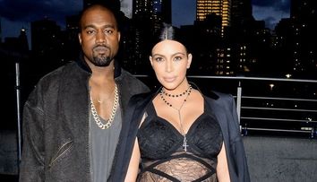 Surprinsa alaturi de Kanye si North West. Prima aparitie publica a lui Kim Kardashian dupa cea de-a doua nastere