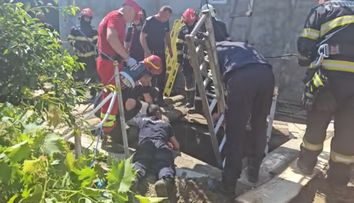 O fetiță de opt ani a căzut într-o fântână din Vrancea, adâncă de 8 metri. Pompierii au intervenit de urgență