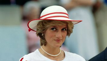 10 lucruri mai puțin știute despre Prințesa Diana. Cu cine a avut o aventură în timpul mariajului 