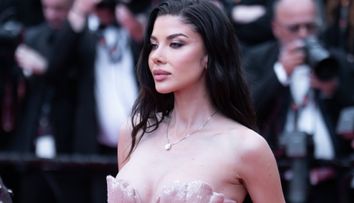 Mădălina Doroftei, apariție spectaculoasă la Cannes. Românca a atras toate privirile pe covorul roșu