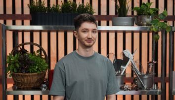 Mesajul postat de Cristian Ușurelu, după ce a fost eliminat din competiția MasterChef în semifinală! Ce a transmis șorțul de aur al sezonului 9: „Experiența aceasta m-a învățat că viața are multe de oferit”