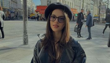 Cleopatra Stratan, escapadă romantică la Paris de ziua ei! Ce cadouri surpriză a primit artista