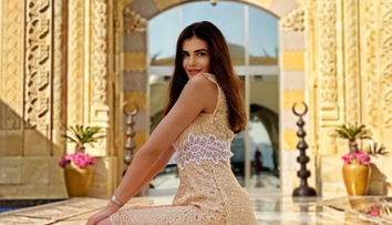 Monica Gabor și-a etalat abdomenul cu pătratele pe Instagram. Metoda controversată prin care se menține în formă