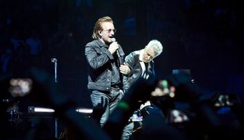 Bono și-a pierdut vocea. U2 a anulat un concert din cauza problemelor neobișnuite ale solistului trupei