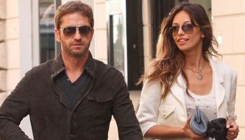 Declaratiile indecente ale lui Gerard Butler despre partidele de amor cu Madalina Ghenea