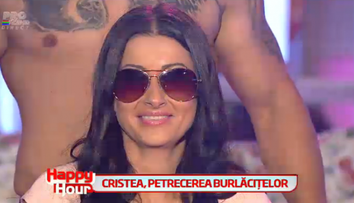 Proaspat divortata, Gabriela Cristea s-a distrat cu o trupa de stripperi la 