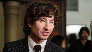 „Nu am vrut să mai ies din casă”. Barry Keoghan, profund afectat de mesajele negative legate de aspectul său fizic