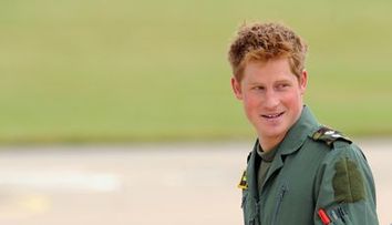 Printul Harry se intalneste cu o chelnerita din California! FOTO