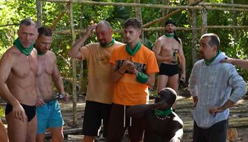 Cine sunt cei doi băieți care părăsesc tabăra Titanilor! Șocul a venit atunci când le-a rostit numele: „Îmi pare rău!”