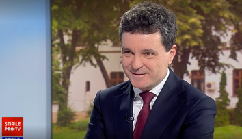 Întrebarea Andreei Esca care l-a făcut pe Nicușor Dan să zâmbească din toată inima. Candidatul la președinție a fost invitatul Știrilor PRO TV marți seara