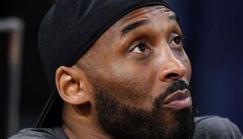Kobe Bryant a murit după ce elicopterul său privat a explodat