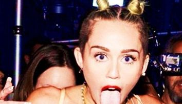 Miley Cyrus incearca un nou look. Toti au avut o surpriza imensa cand au vazut cum arata acum dintii vedetei