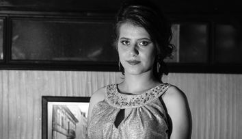 Cum va fi înmormântată Andreea, studenta din Timișoara ucisă de prietenul ei. Detaliul pe care toată lumea l-a observat