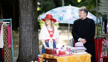 Ultimul episod din Scara B reunește locatarii la un târg caritabil!  „Mi-au luat tot! Ajutor!! Nimic nu mai am”