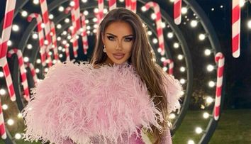 De la ce vârstă și-a pierdut Bianca Drăgușanu virginitatea. Fosta prezentatoare nu își aduce aminte cu bucurie de prima noapte de amor: „Un dobitoc”