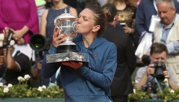 Simona Halep nu mai arata asa. E superba cu noul look!