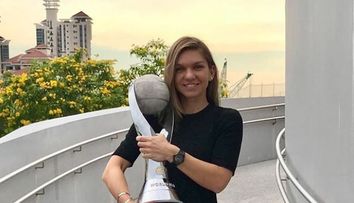 Simona Halep, surprinsa la o plimbare in parc. Ce tinuta a purtat sportiva