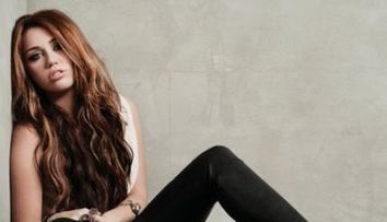 Miley Cyrus are propriul cocteil!