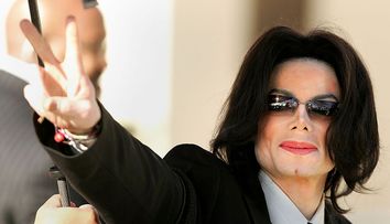 Michael Jackson, acuzat că ar fi folosit Neverland Ranch pentru a atrage copii. Noi dezvăluiri la 17 ani de la moartea artistului