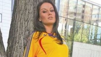 Raluca Sandu: 