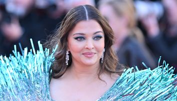 Se spunea despre ea că e femeia cu cei mai frumoși ochi din lume. Indianca Aishwarya Rai, apariție fascinantă la 50 de ani