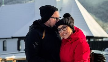 În ce oraș din România va cânta Andra de Revelion. Artista a pornit deja la drum și se pregătește pentru trei zile de concerte