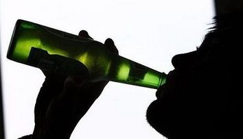 Afla cine influenteaza consumul de alcool!