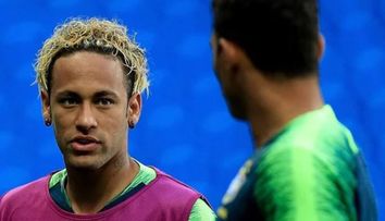 Noul look al lui Neymar, subiect de glume pe internet