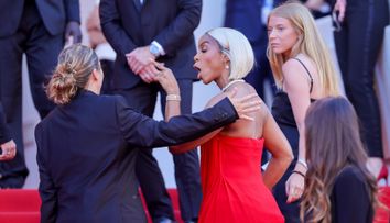 Kelly Rowland, în pragul unei crize de furie la Festivalul de la Cannes. Cum a fost surprinsă pe covorul roșu