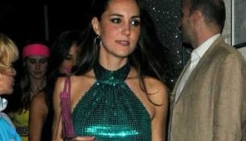 Kate Middleton, criticata pentru stilul ei: Are imaginea unei femei obisnuite! Vezi ce designer o critica: